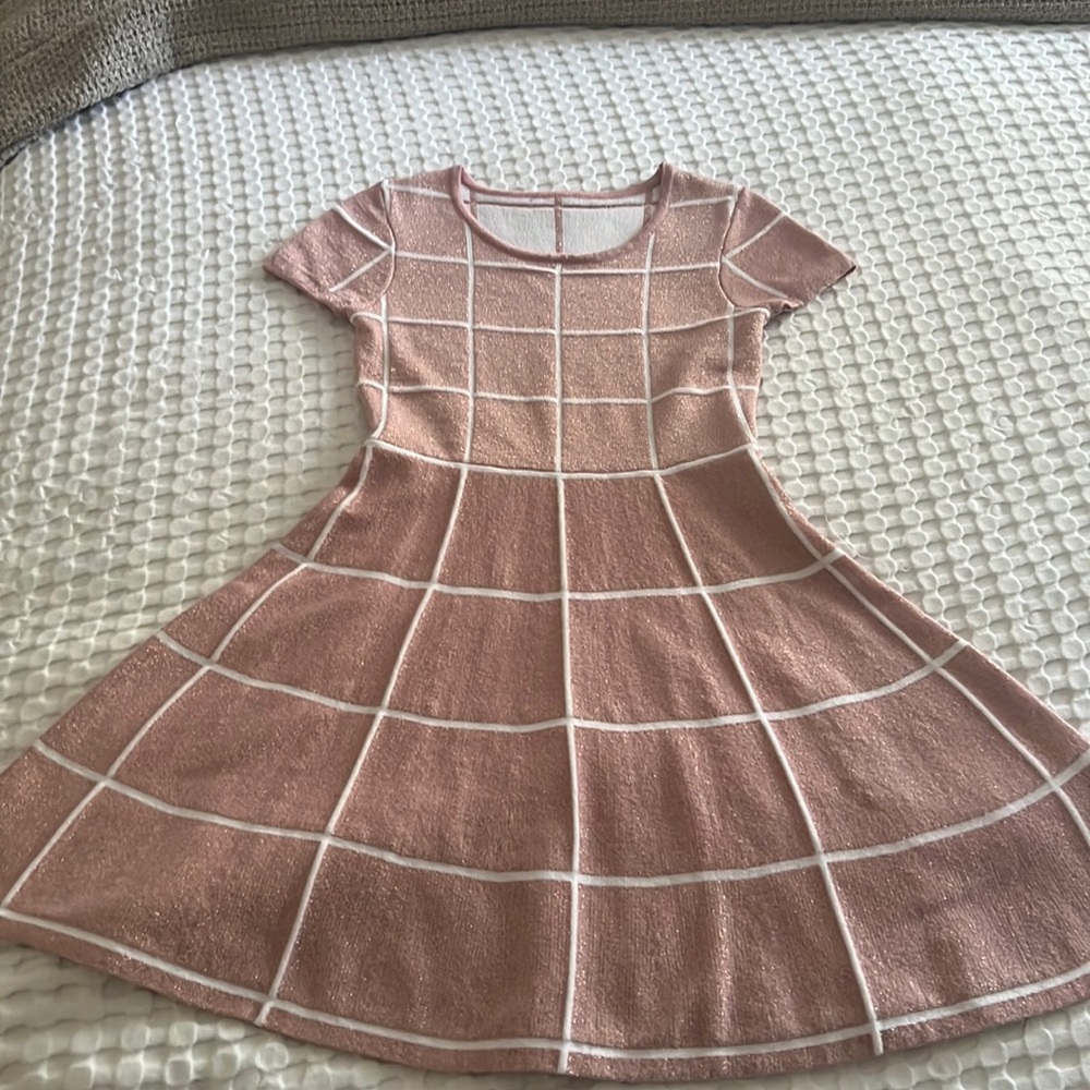 Girl knitted dress shimmering pink and white